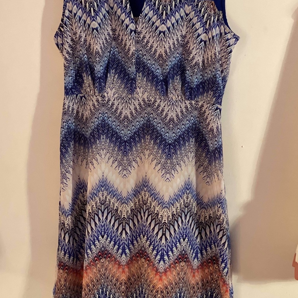 Dress - Picture 10 of 12